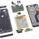 Imagen para el artículo titulado El Nexus 6P se deja ver por dentro, y es casi imposible de reparar